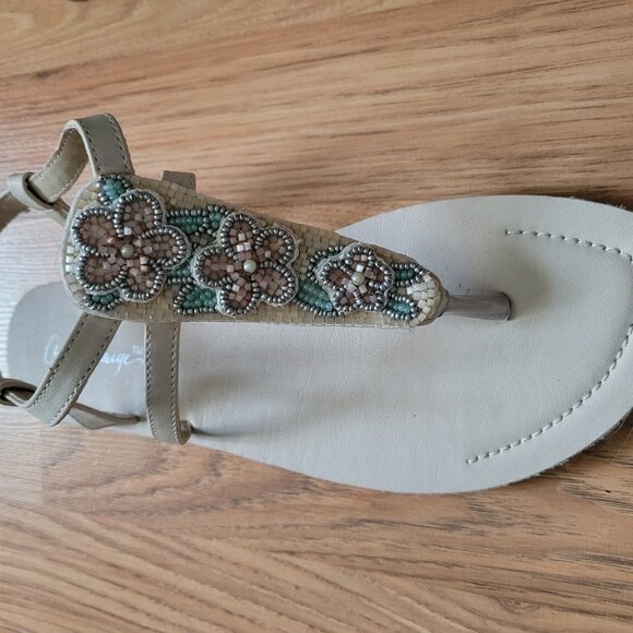 Sandals - Picture 3 of 4